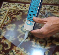 Applying Aquarium Silicone